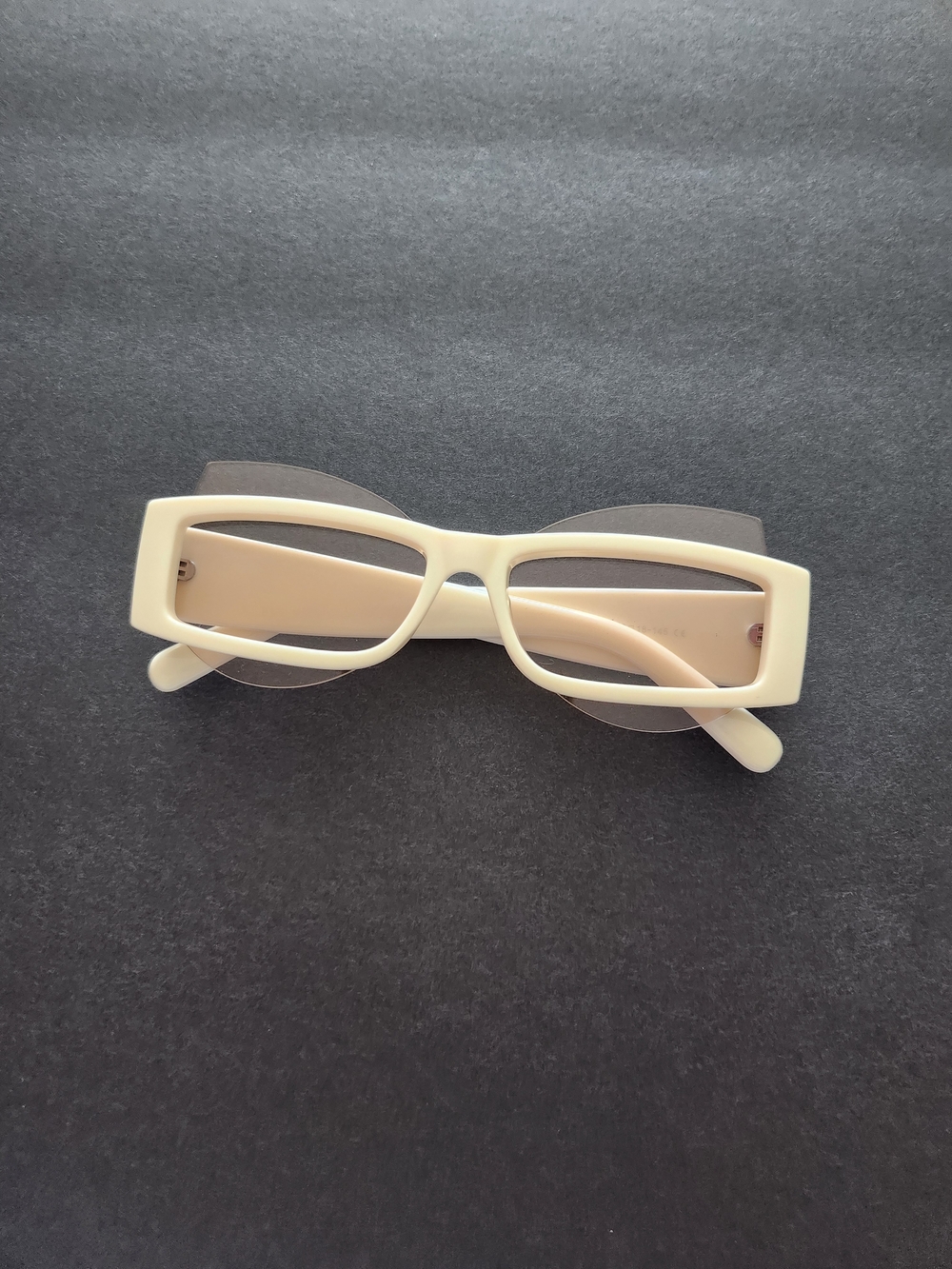 Women’s Rectangular Frame Sunglasses - Cream